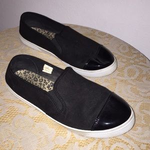 Black Slip-On shoes